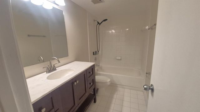 820 Lavers Circle G409, Delray Beach, FL 33444