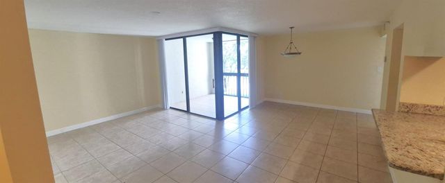 820 Lavers Circle G409, Delray Beach, FL 33444
