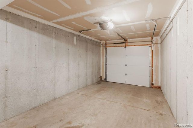 159 Allenhurst Avenue, Royal Oak, MI 48067
