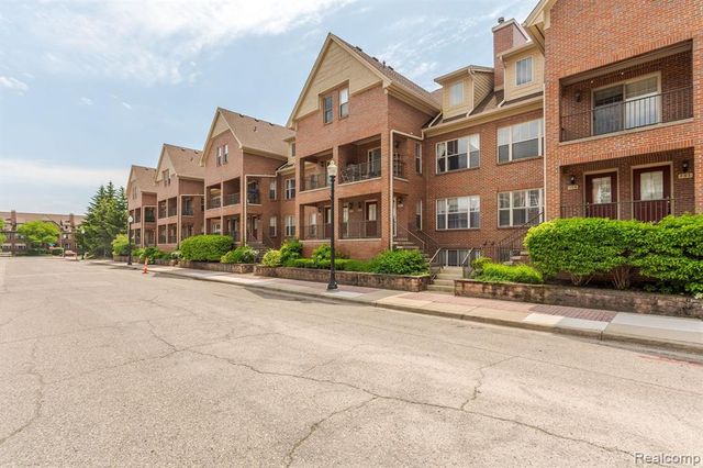 159 Allenhurst Avenue, Royal Oak, MI 48067