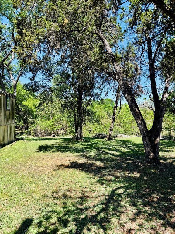 435 Burr Oak LN, Canyon Lake, TX 78133
