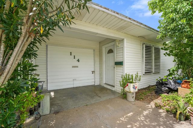114 Bonita Avenue, Galveston, TX 77550