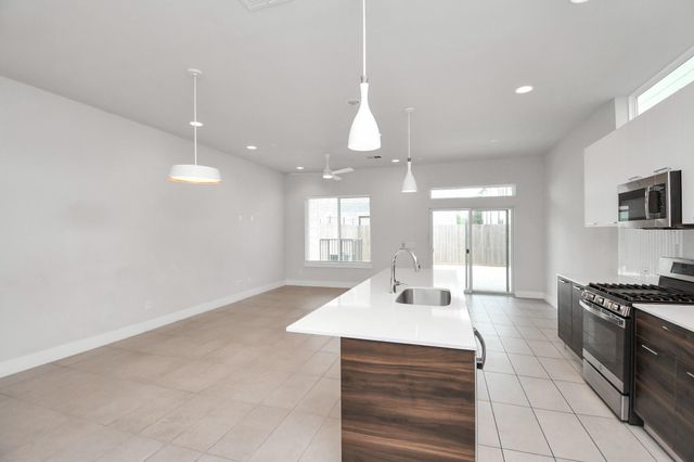 4709 Oats Street, Houston, TX 77020