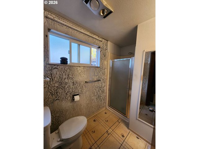 1315 DEBRICK Rd, Eugene, OR 97401