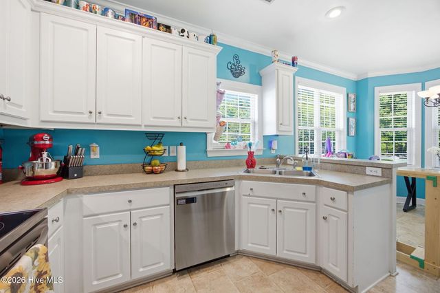2752 Barefoot Lane, Winterville, NC 28590