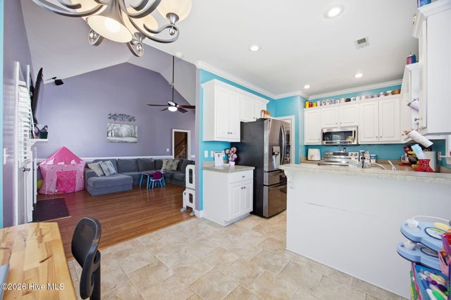 2752 Barefoot Lane, Winterville, NC 28590