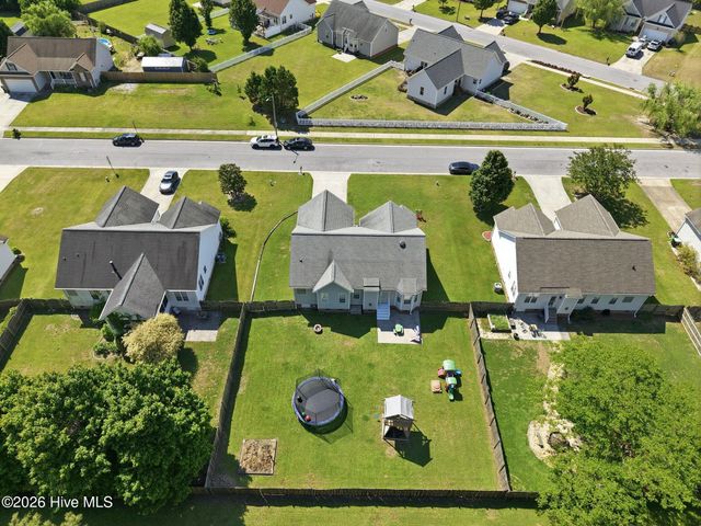2752 Barefoot Lane, Winterville, NC 28590