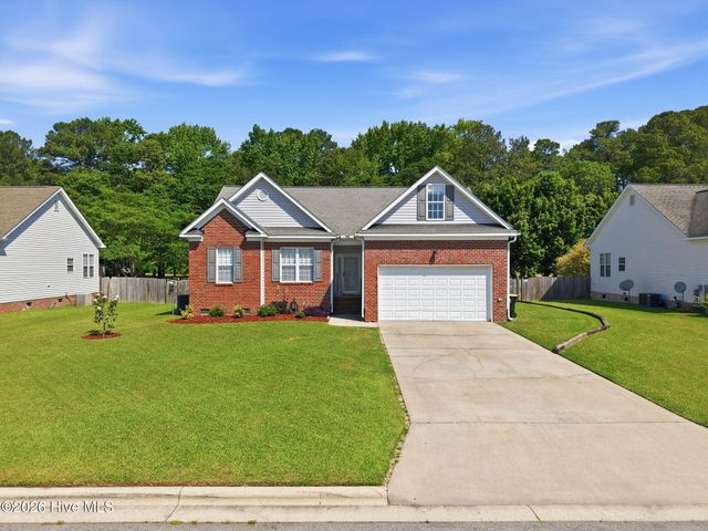 2752 Barefoot Lane, Winterville, NC 28590