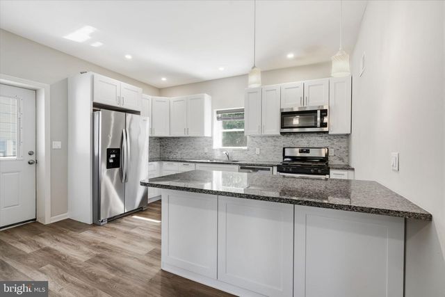 115 WAVERLY PL, Hamilton, NJ 08609