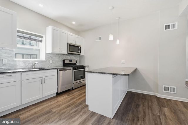 115 WAVERLY PL, Hamilton, NJ 08609