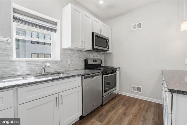 115 WAVERLY PL, Hamilton, NJ 08609
