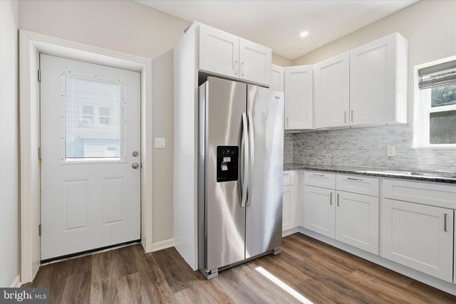 115 WAVERLY PL, Hamilton, NJ 08609