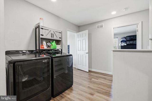 115 WAVERLY PL, Hamilton, NJ 08609