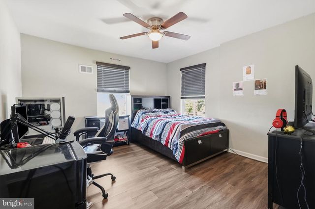 115 WAVERLY PL, Hamilton, NJ 08609