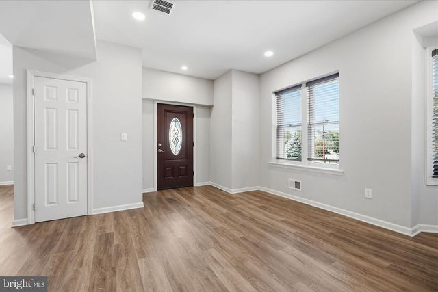 115 WAVERLY PL, Hamilton, NJ 08609