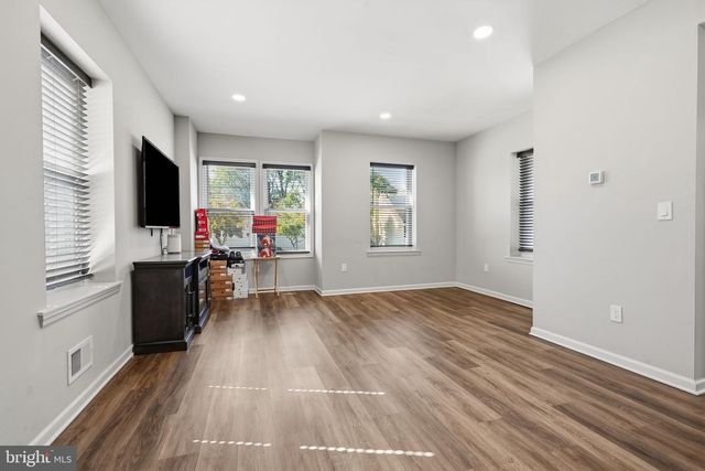 115 WAVERLY PL, Hamilton, NJ 08609