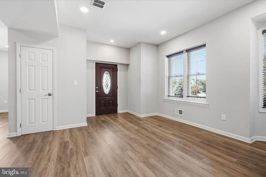 115 WAVERLY PL, HAMILTON, NJ 08609 — photo 5