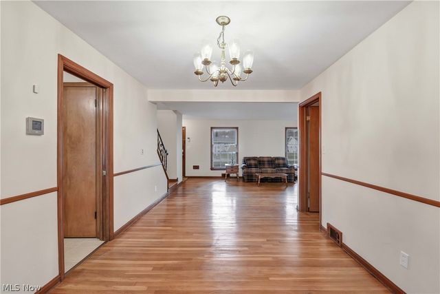 25891 Chaucer Drive, Westlake, OH 44145