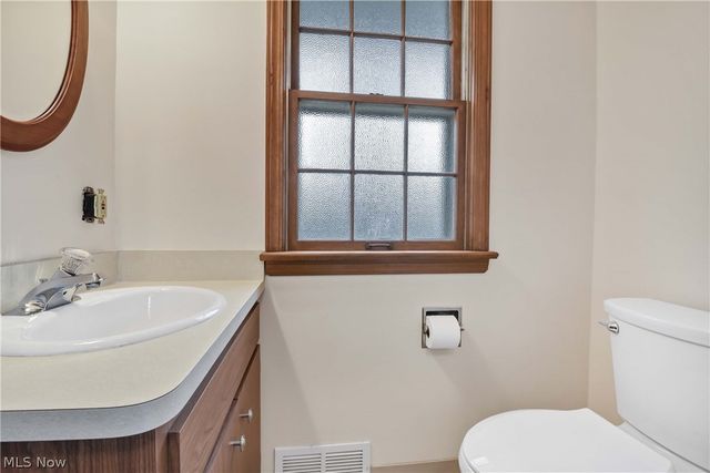 25891 Chaucer Drive, Westlake, OH 44145