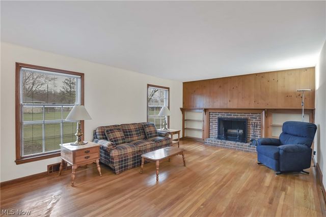 25891 Chaucer Drive, Westlake, OH 44145