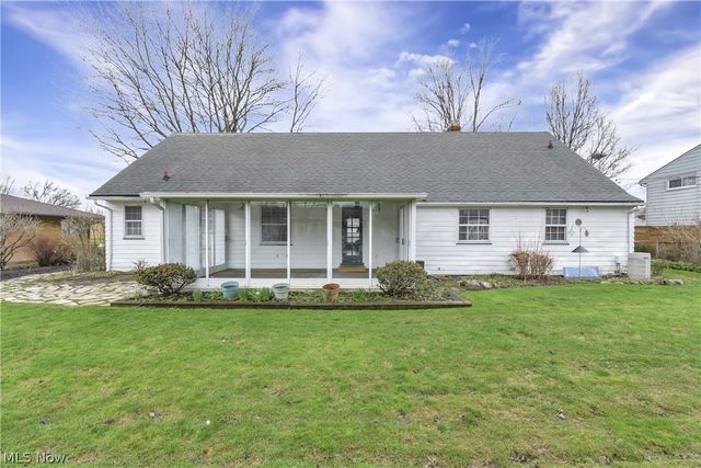 25891 Chaucer Drive, Westlake, OH 44145