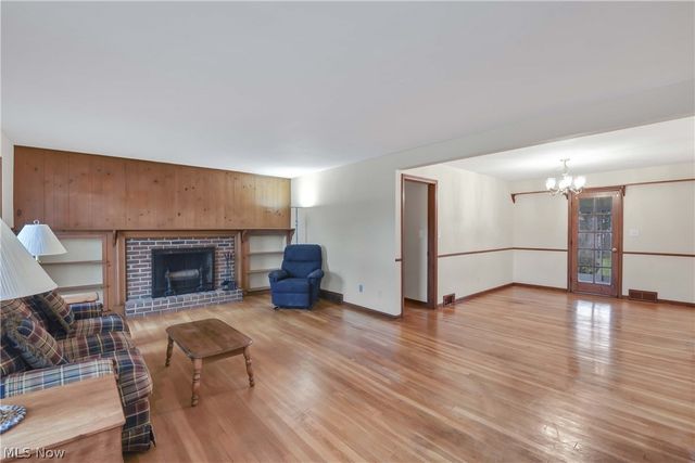 25891 Chaucer Drive, Westlake, OH 44145