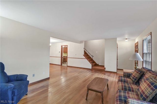 25891 Chaucer Drive, Westlake, OH 44145