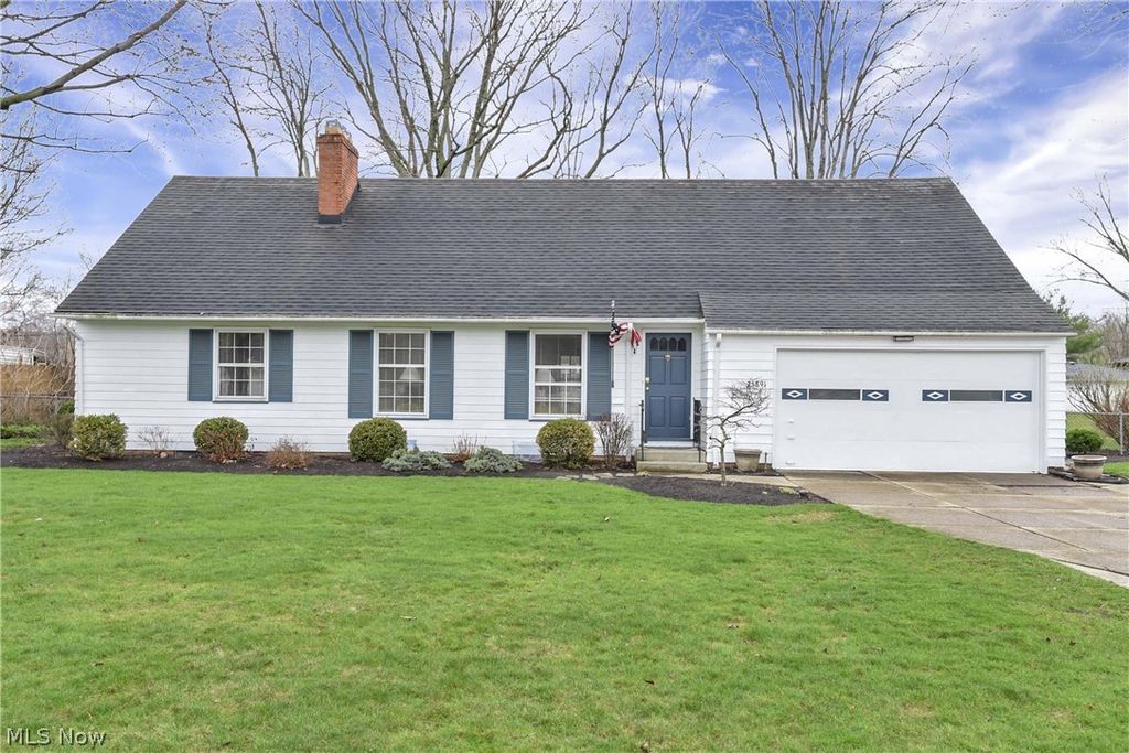 25891 Chaucer Drive, Westlake, OH 44145