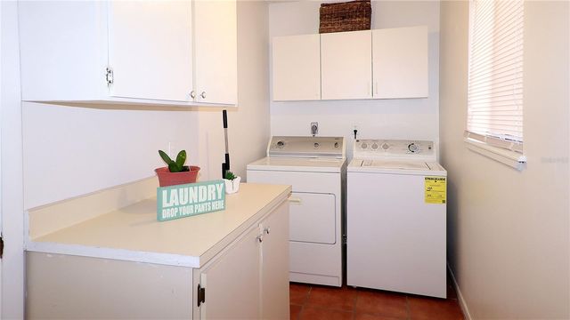 8465 SW 107TH LANE, Ocala, FL 34481