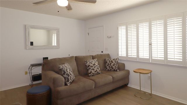 8465 SW 107TH LANE, Ocala, FL 34481