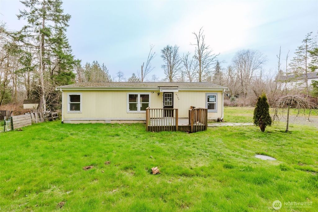 8740 SE Yeshua Lane, Port Orchard, WA 98367