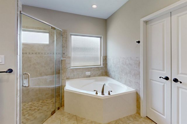 511 Sunny ST, Caldwell, TX 77836