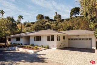 4031 Deerhorn Drive, Sherman Oaks, CA 91403