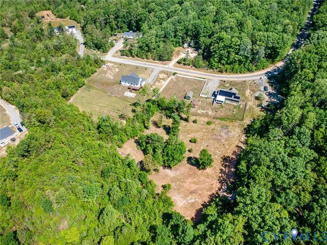165 New South Ridge Rd, Bumpass, VA 23024