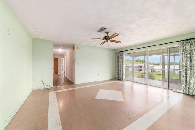 35237 MULHOLLAND DRIVE, Fruitland Park, FL 34731