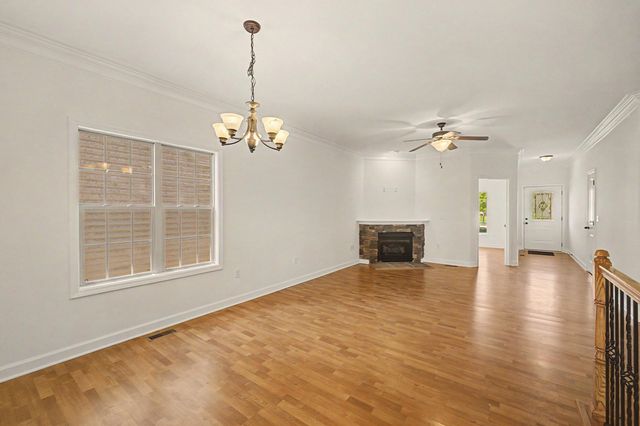 3017 Falling Leaves Lane, Lexington, KY 40509