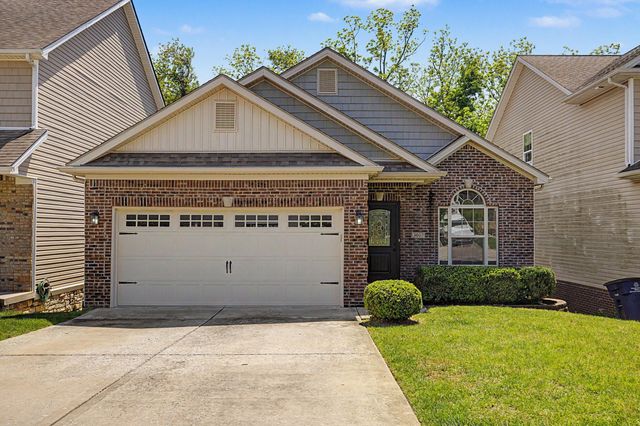 3017 Falling Leaves Lane, Lexington, KY 40509