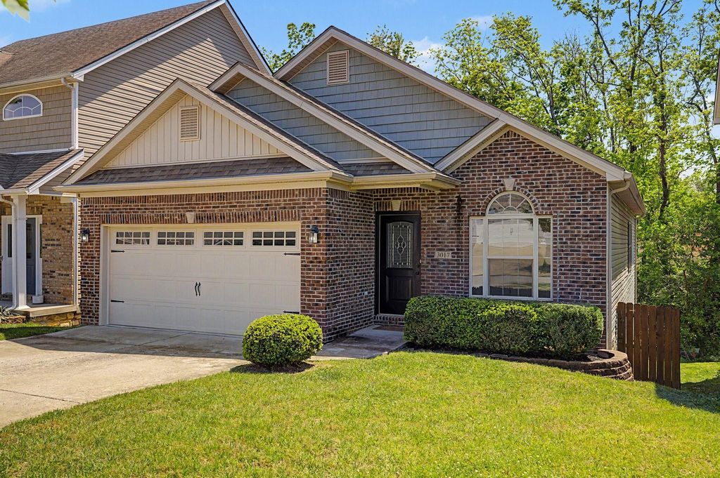 3017 Falling Leaves Lane, Lexington, KY 40509