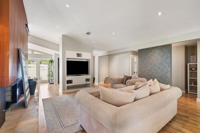 9223 Rangely Drive, Houston, TX 77055