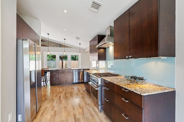 9223 Rangely Drive, Houston, TX 77055