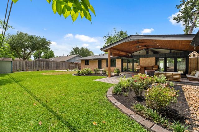9223 Rangely Drive, Houston, TX 77055