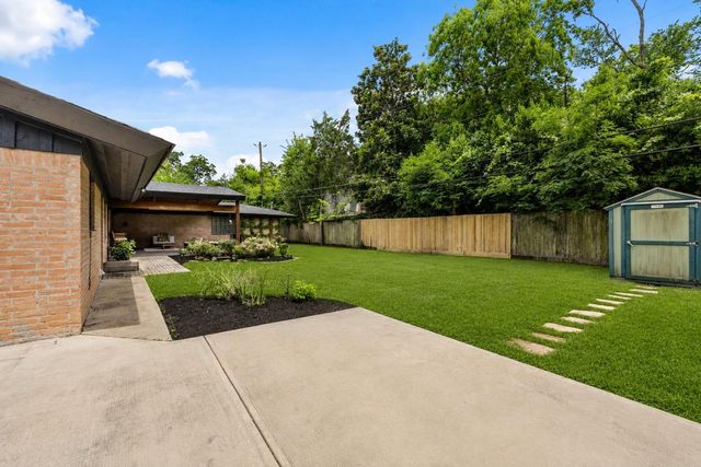 9223 Rangely Drive, Houston, TX 77055