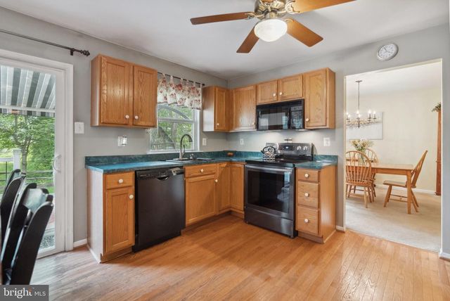 156 ABBEY DRIVE, Royersford, PA 19468