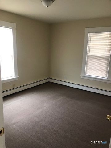 49 New Street, Seymour, CT 06483