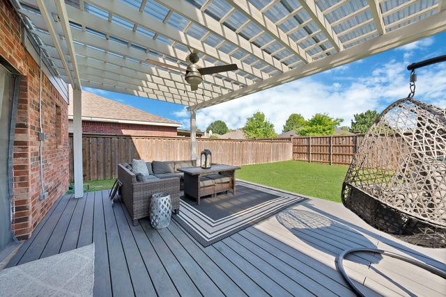 2827 Grandview Drive, Grand Prairie, TX 75052