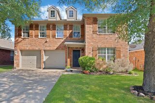 2827 Grandview Drive, Grand Prairie, TX 75052