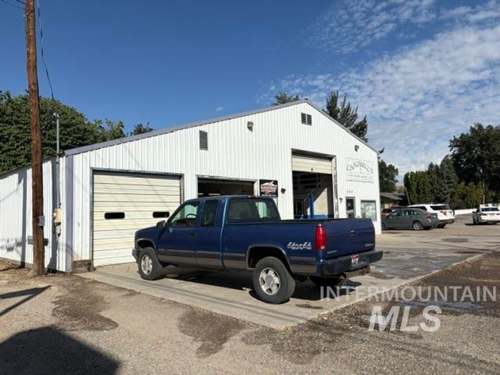 355 E 7th Street, Weiser, ID 83672 photo 4