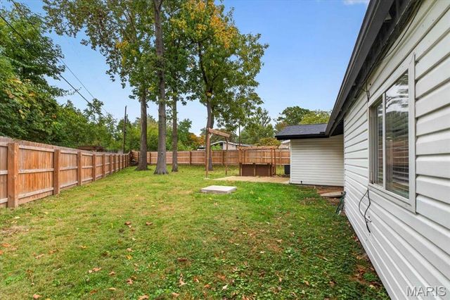 12453 Westport Drive, St Louis, MO 63146