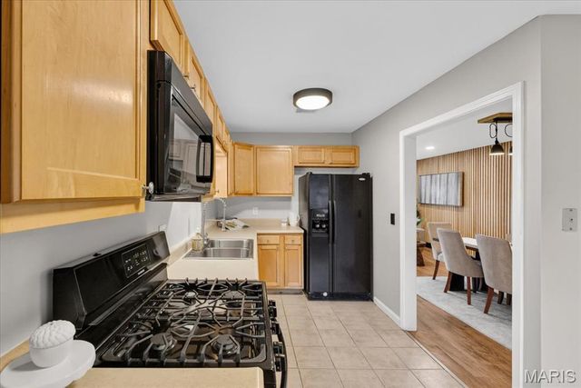 12453 Westport Drive, St Louis, MO 63146