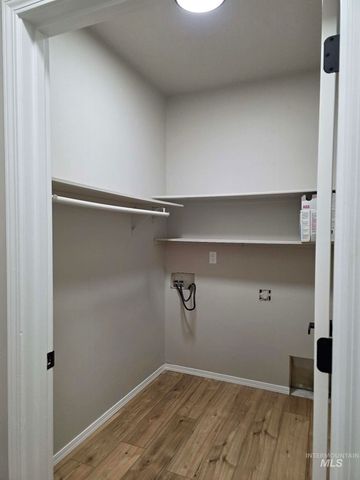 929 22nd Ave E, Jerome, ID 83338